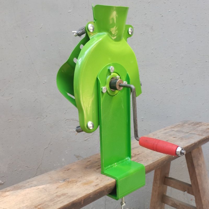 Hand Crank Corn Thresher Mini  - Corn Sheller Machine review and price